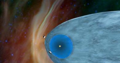 Voyager and Pioneer - нарны аймгаас гарсан хиймэл дагуулууд Нарны аймгийн гадна илгээсэн хиймэл дагуул